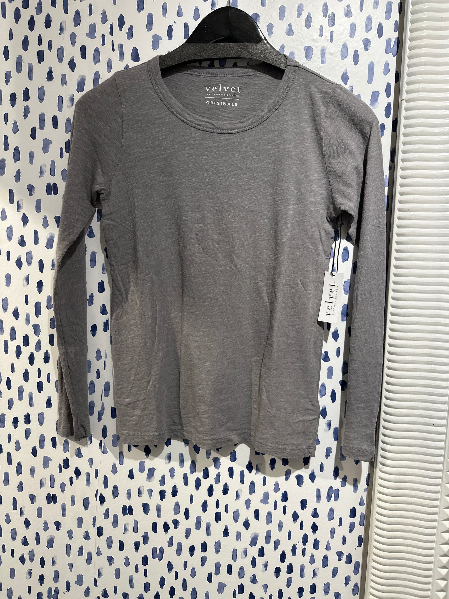 Velvet by Graham & Spencer Lizzie Long Sleeve Tee