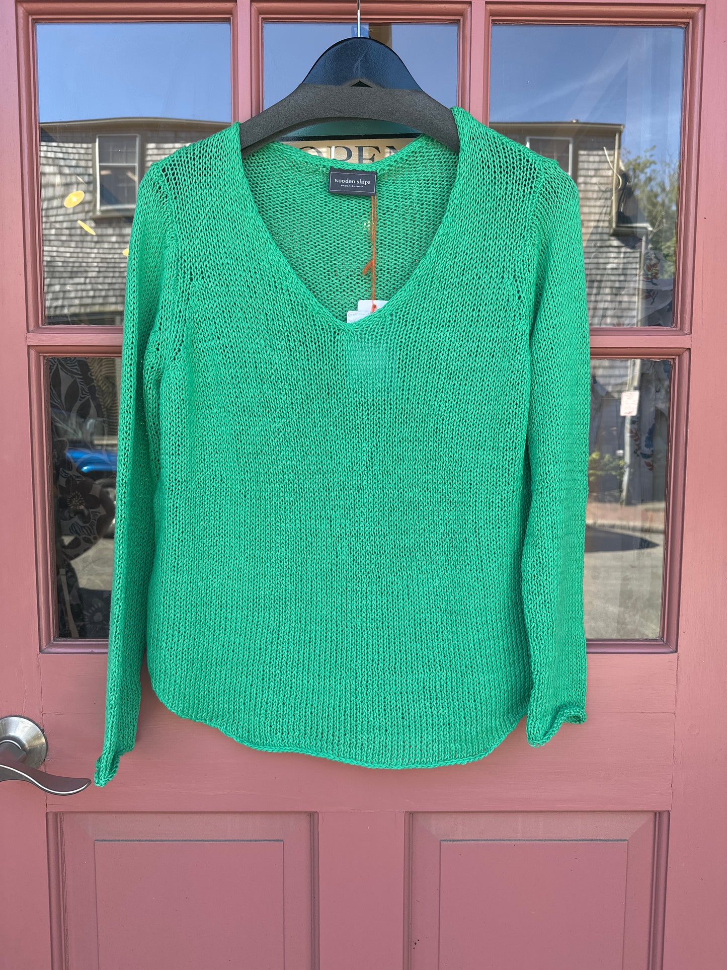 Wooden Ships Cotton Shirt Tail V in Sea Green