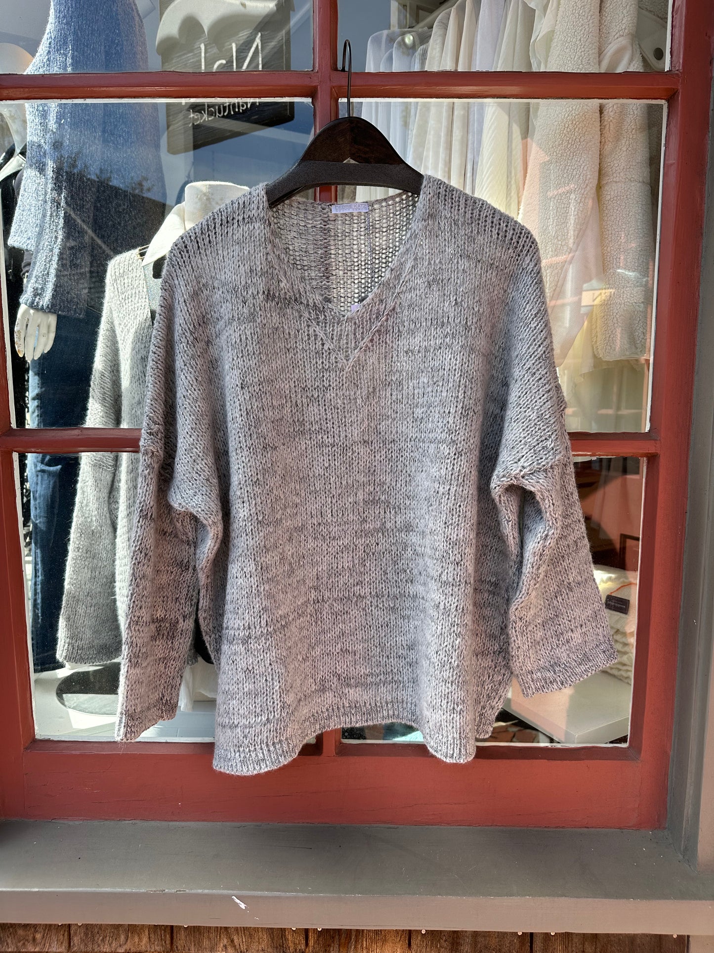Debbie Katz Lula V Fine Knit Plain (4 Colors)
