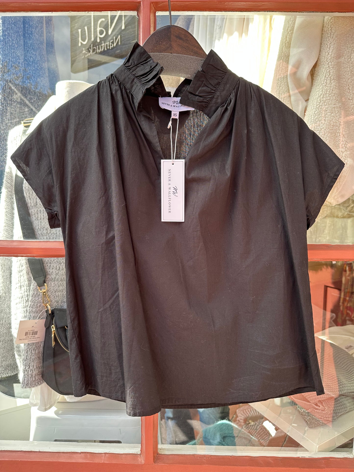 Never A Wallflower Vicki Short Sleeve Top 2 Colors