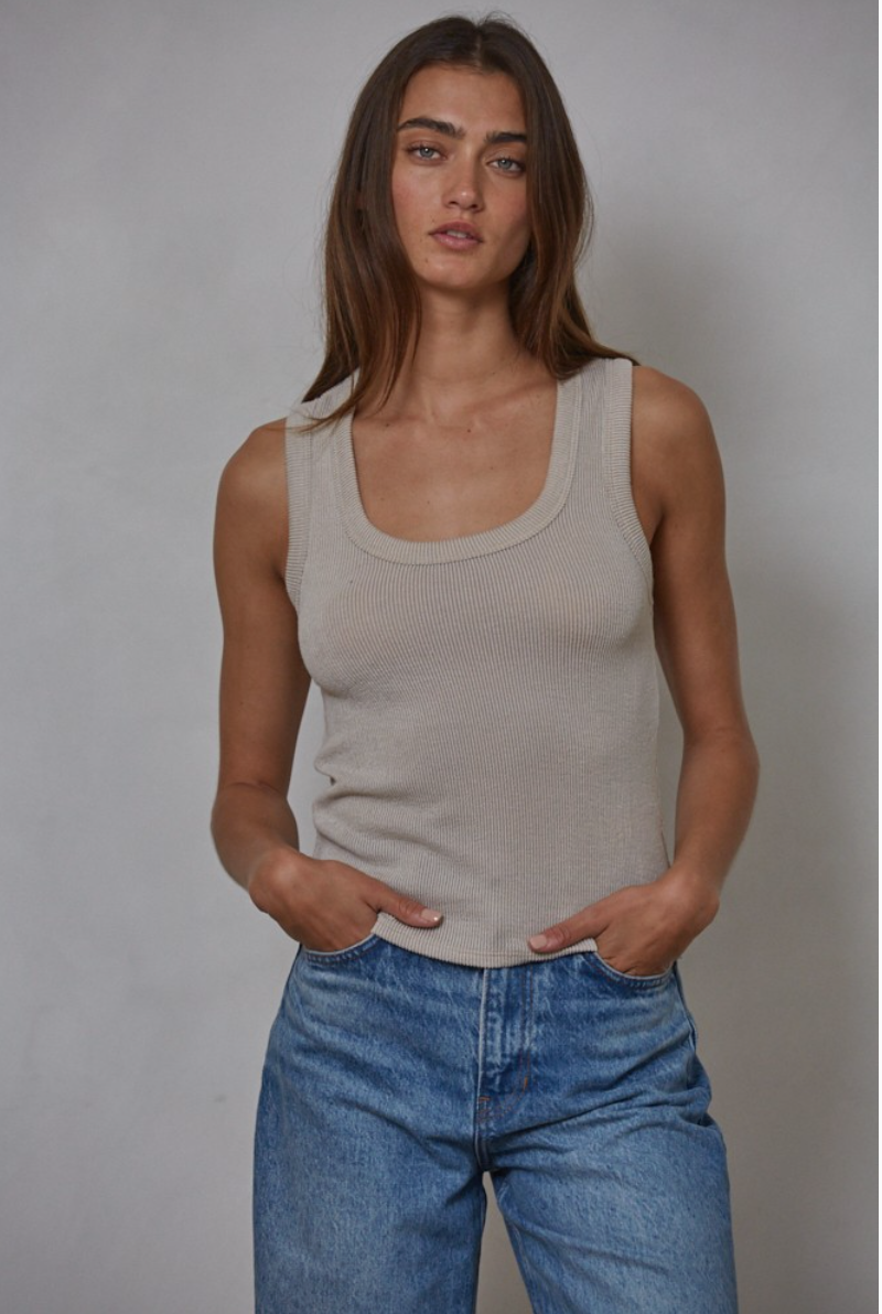 Ribbed Scoop Tank (2 Colors)