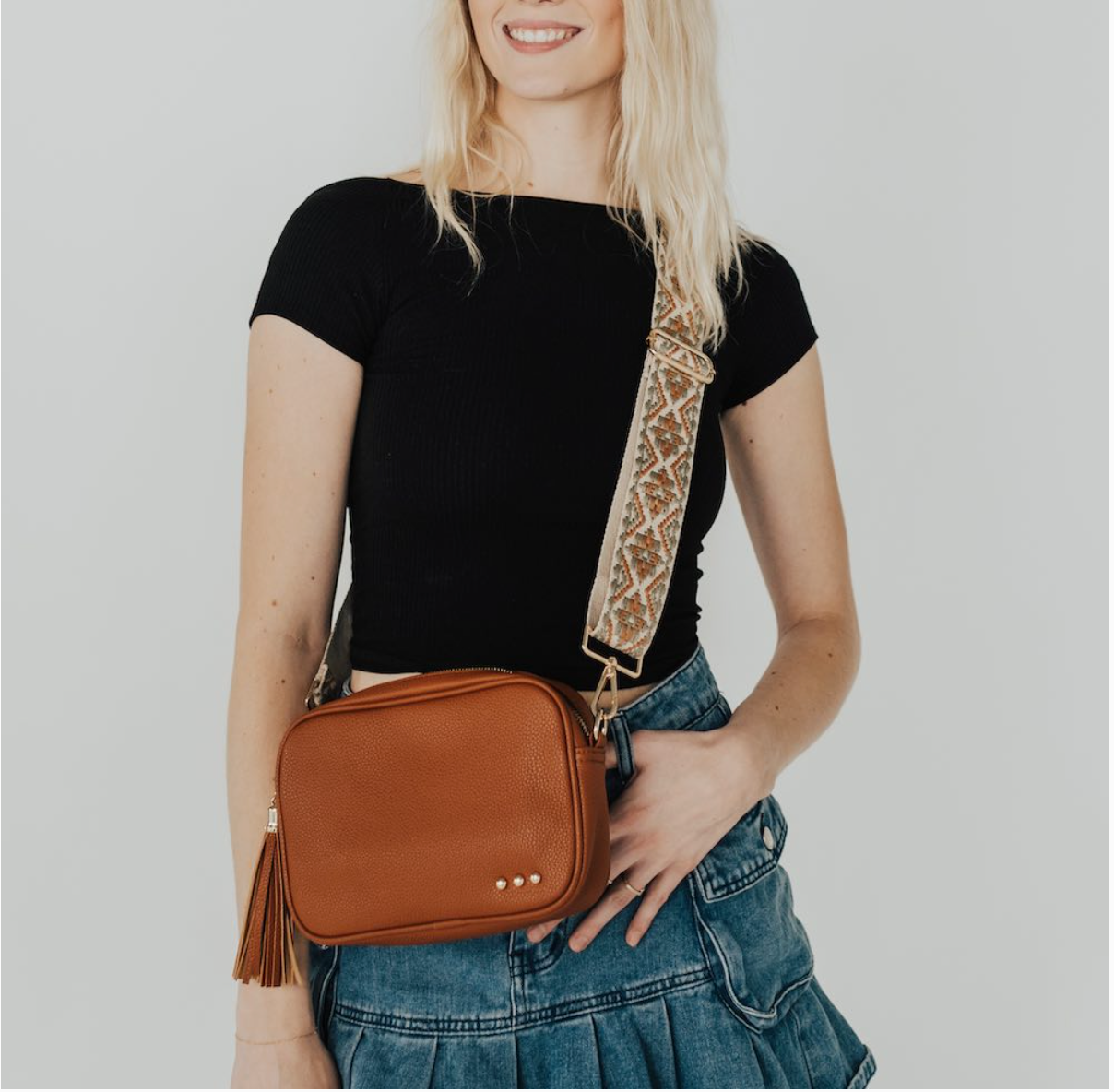 Willow Camera Crossbody Bag