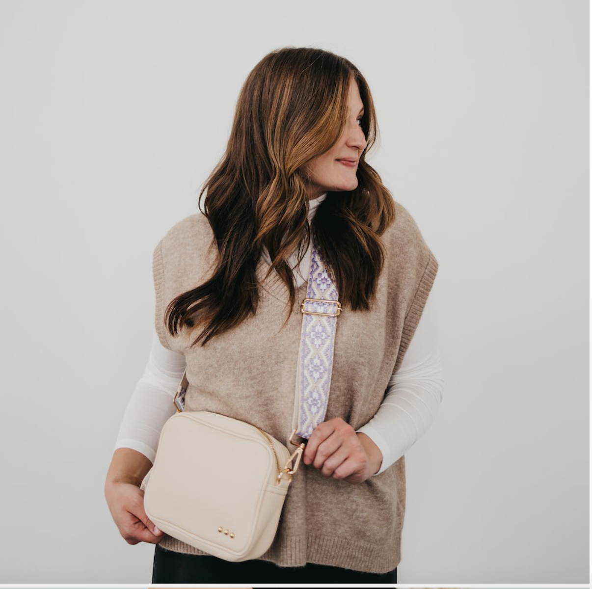 Willow Camera Crossbody Bag