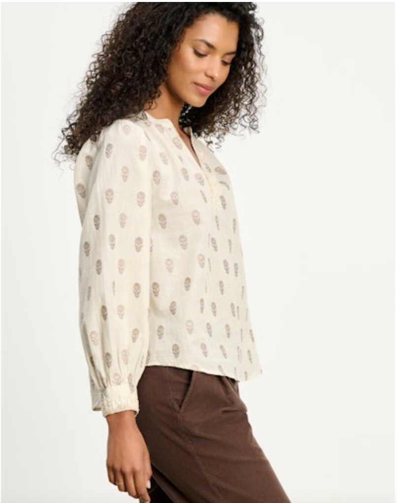 Velvet by Graham & Spencer Ana Top