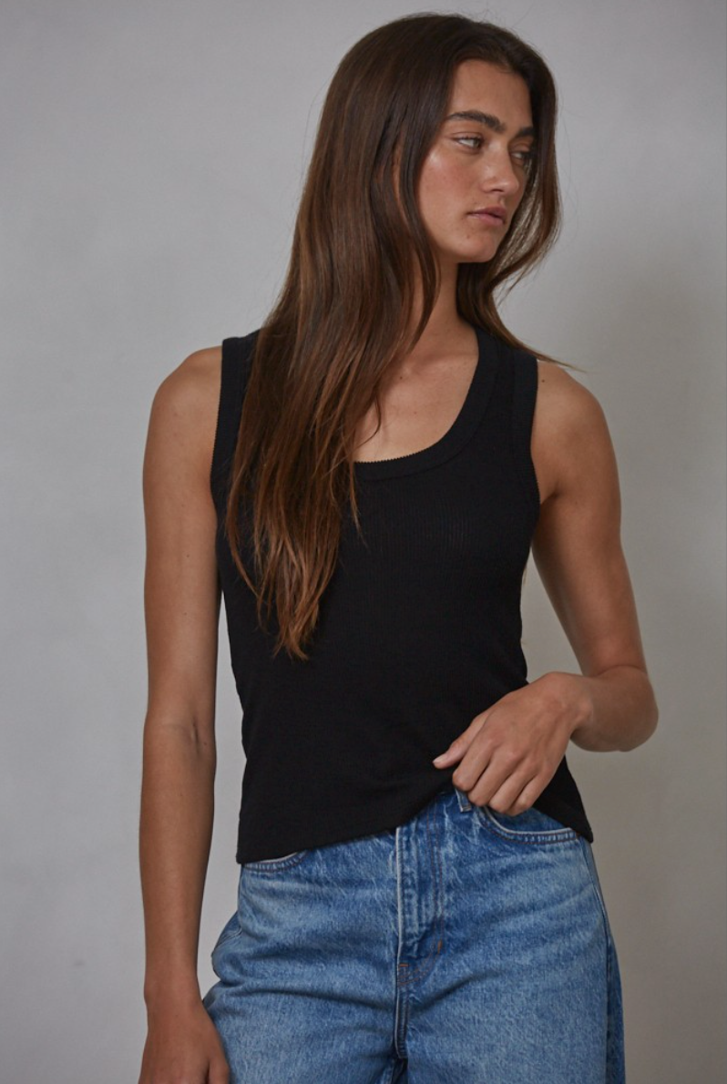 Ribbed Scoop Tank (2 Colors)
