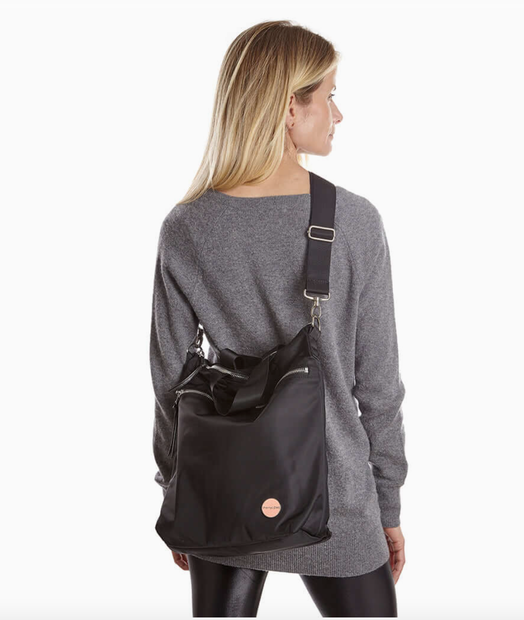 Wonder Cross Body Bag in Black