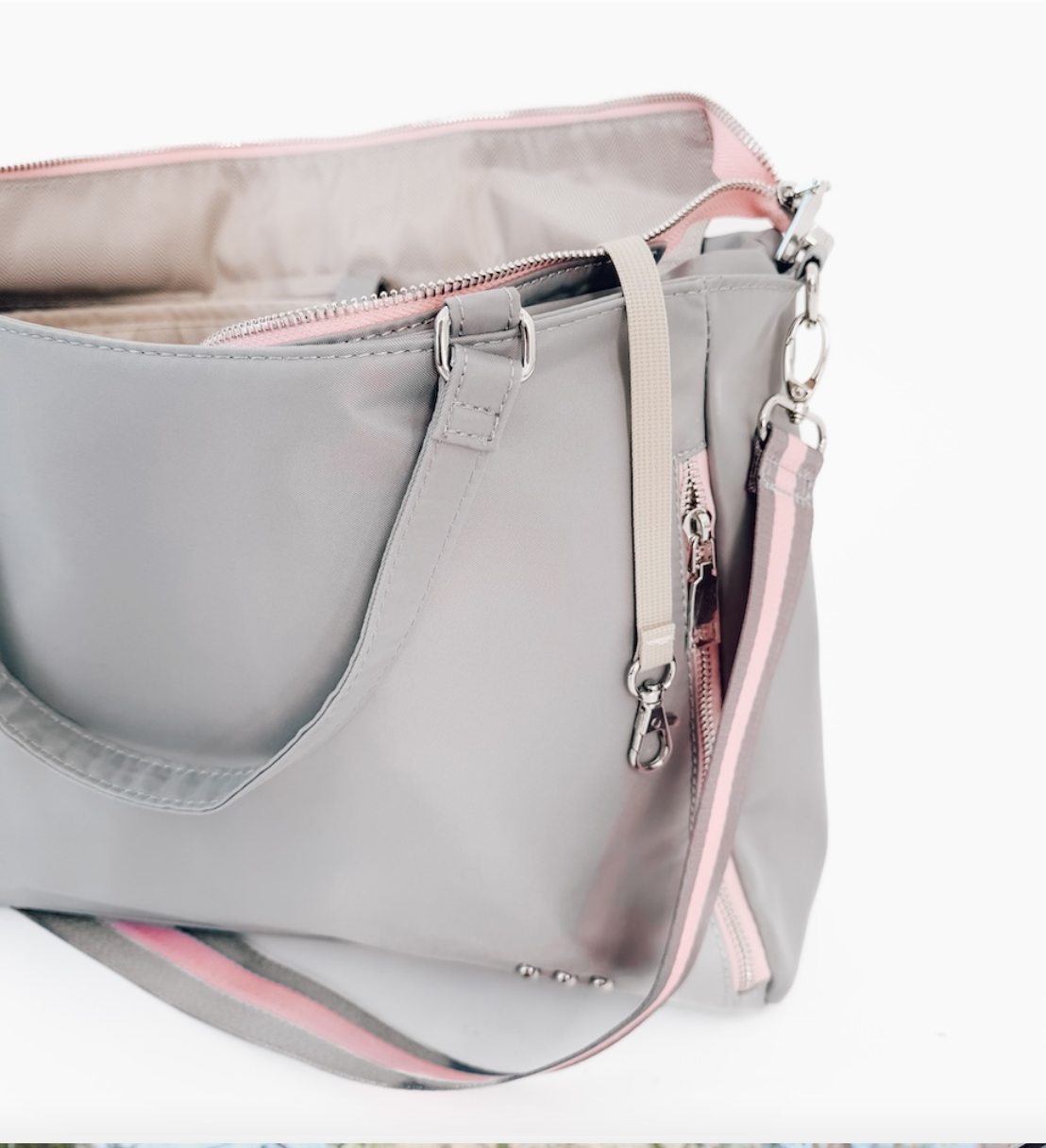 Nina Nylon Tote (3 Colors)