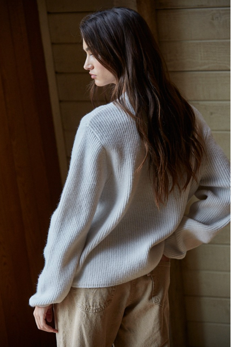 Ribbed Sweater with Floral embroidery