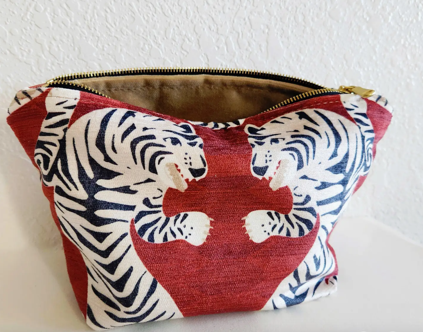 Tiger Velvet Traveller
