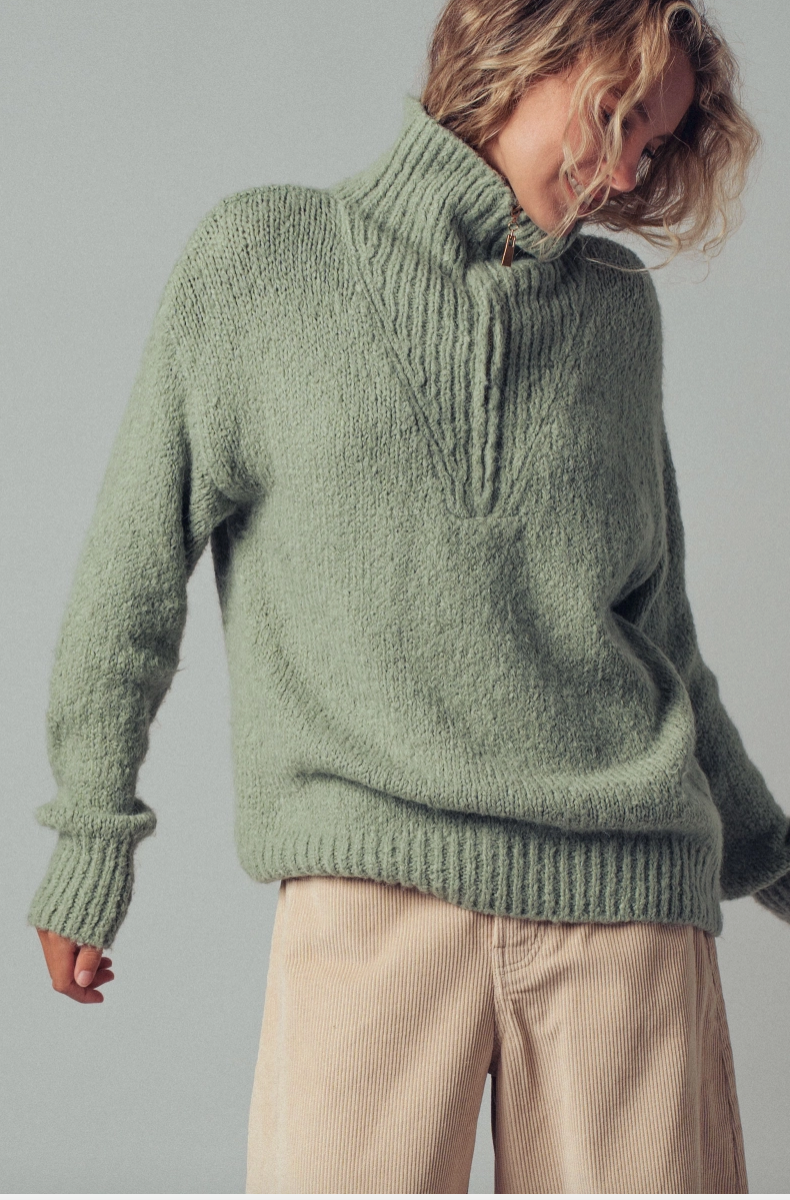 Textured Quarter Zip Fold Collar Sweater (Ivory or Sage)