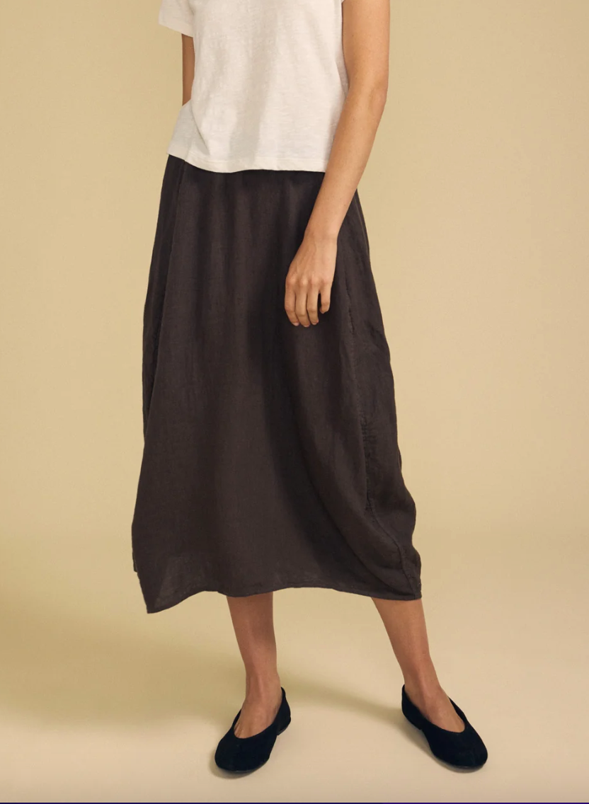 Fae Linen Skirt in coal dust or Mole