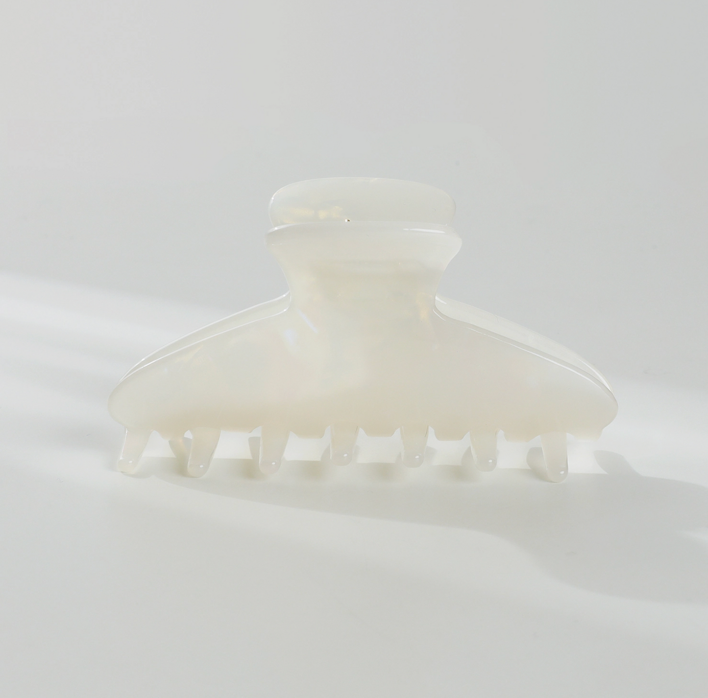 Classic Curved Hair Clip