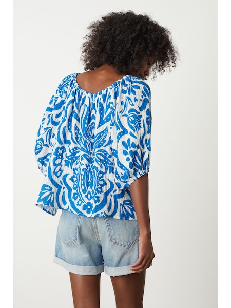 Velvet by Graham & Spencer Candice Top in Blue