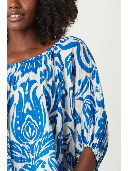 Velvet by Graham & Spencer Candice Top in Blue