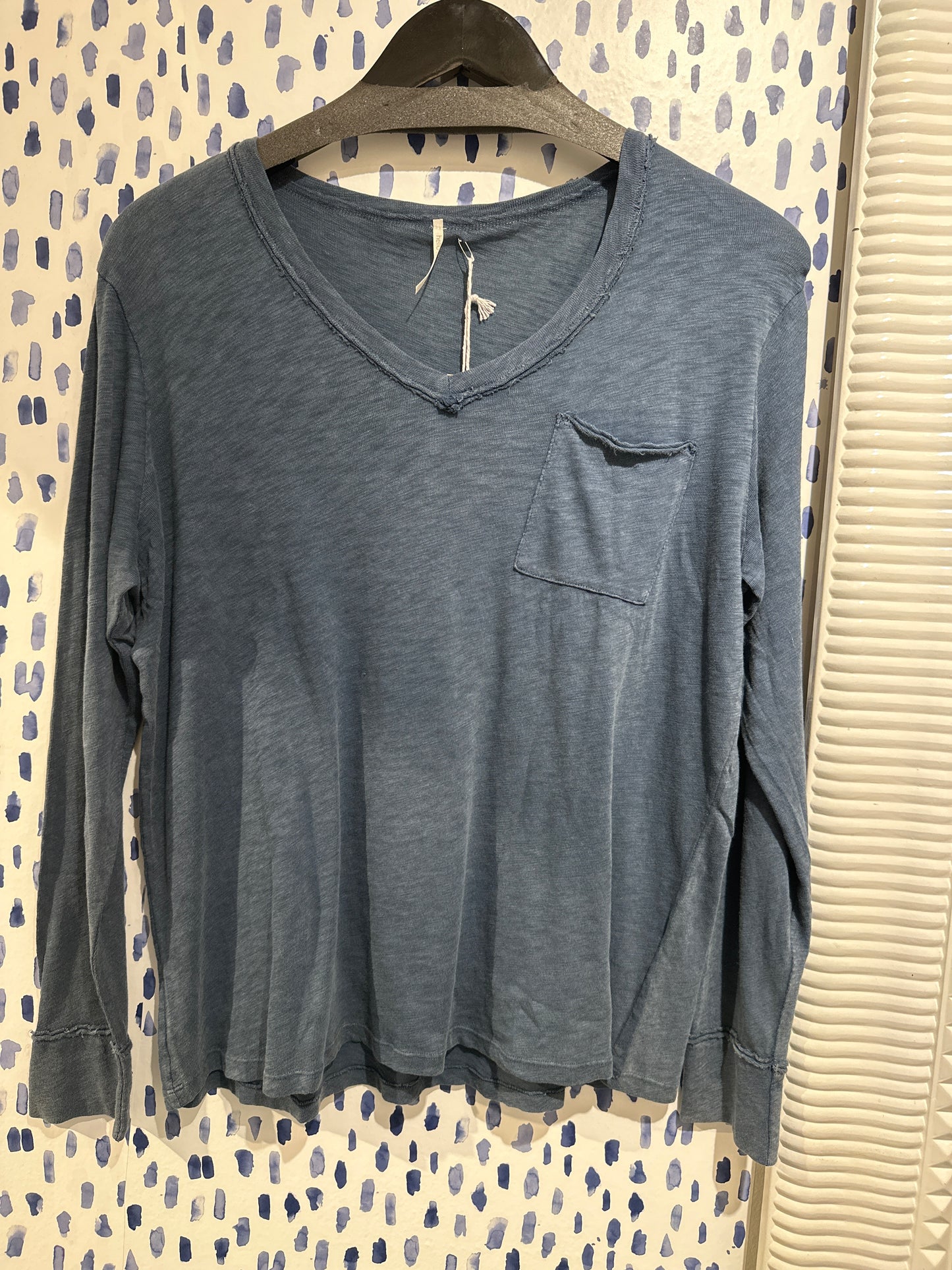 Hello Nite Billie Boyfriend L/S Tee (2 Colors)