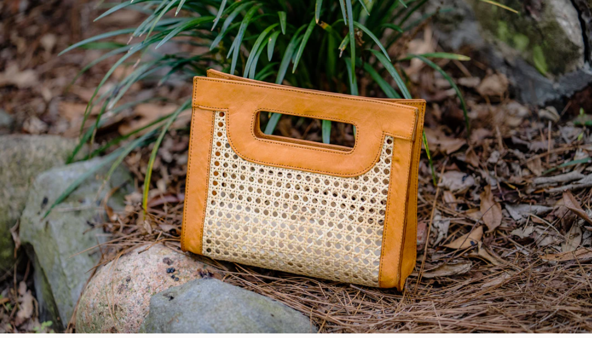 All in the Details Ludres Rattan & Leather trim Envelope bag