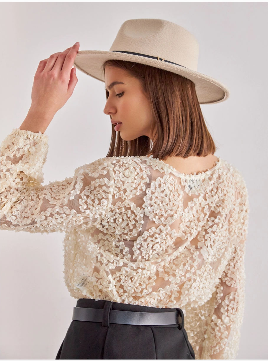 Rosette Top in Ivory