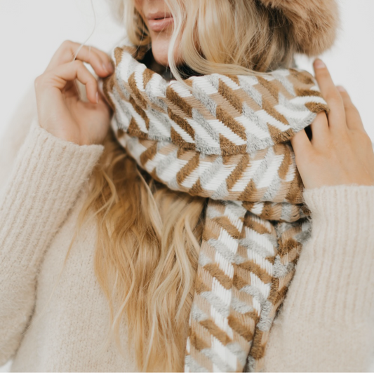 Houndstooth Check Scarf