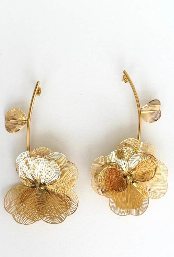 Hanging flower Earring