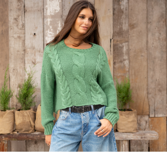 Aspen Cropped Cable Crewneck Sweater (2 Colors)