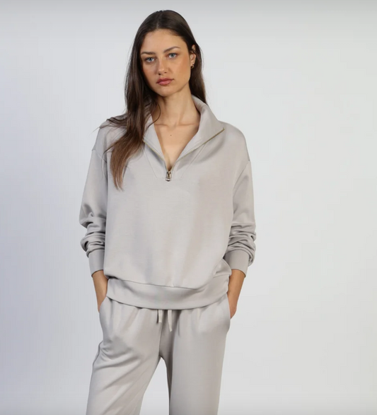 Weekend Half Zip in Heather Grey