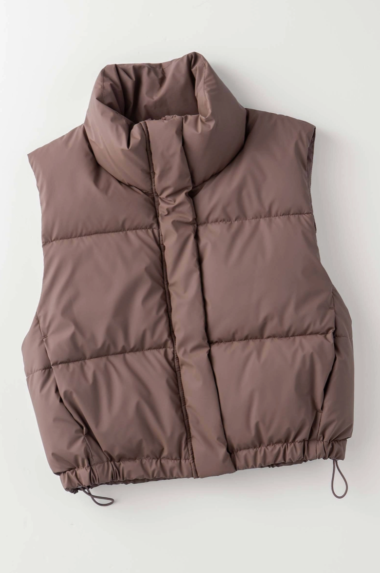 Essential Puffer Down Vest in Espresso