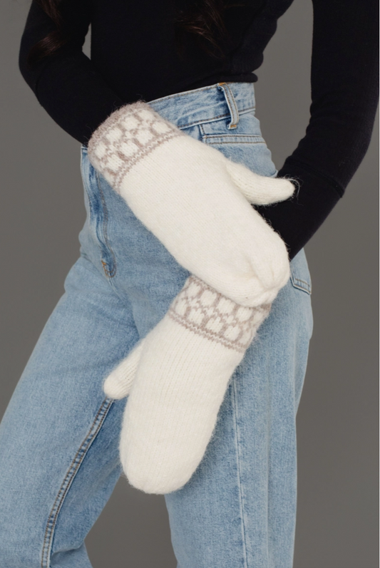 Ivory & Taupe Pattern MIttens