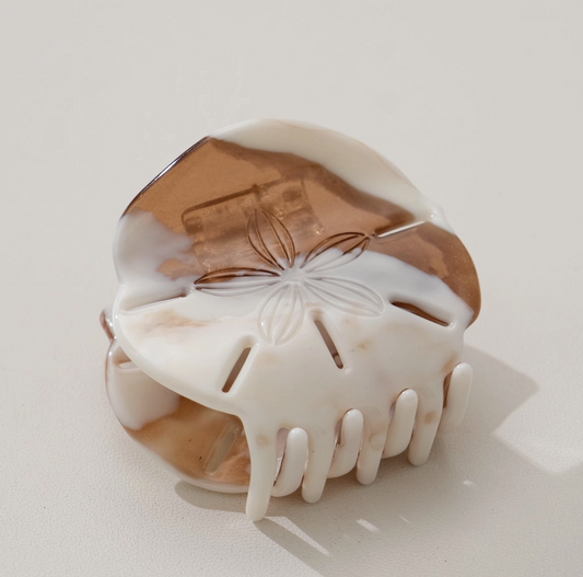Sand Dollar Hair Clip in Calcutta