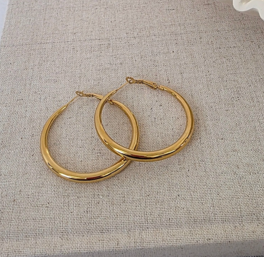 Classic Hoop Earring (waterproof) in Gold Or Silver