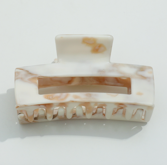 Calcutta Square Medium Clip