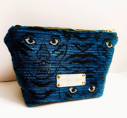 Royal Velvet Tiger Traveler