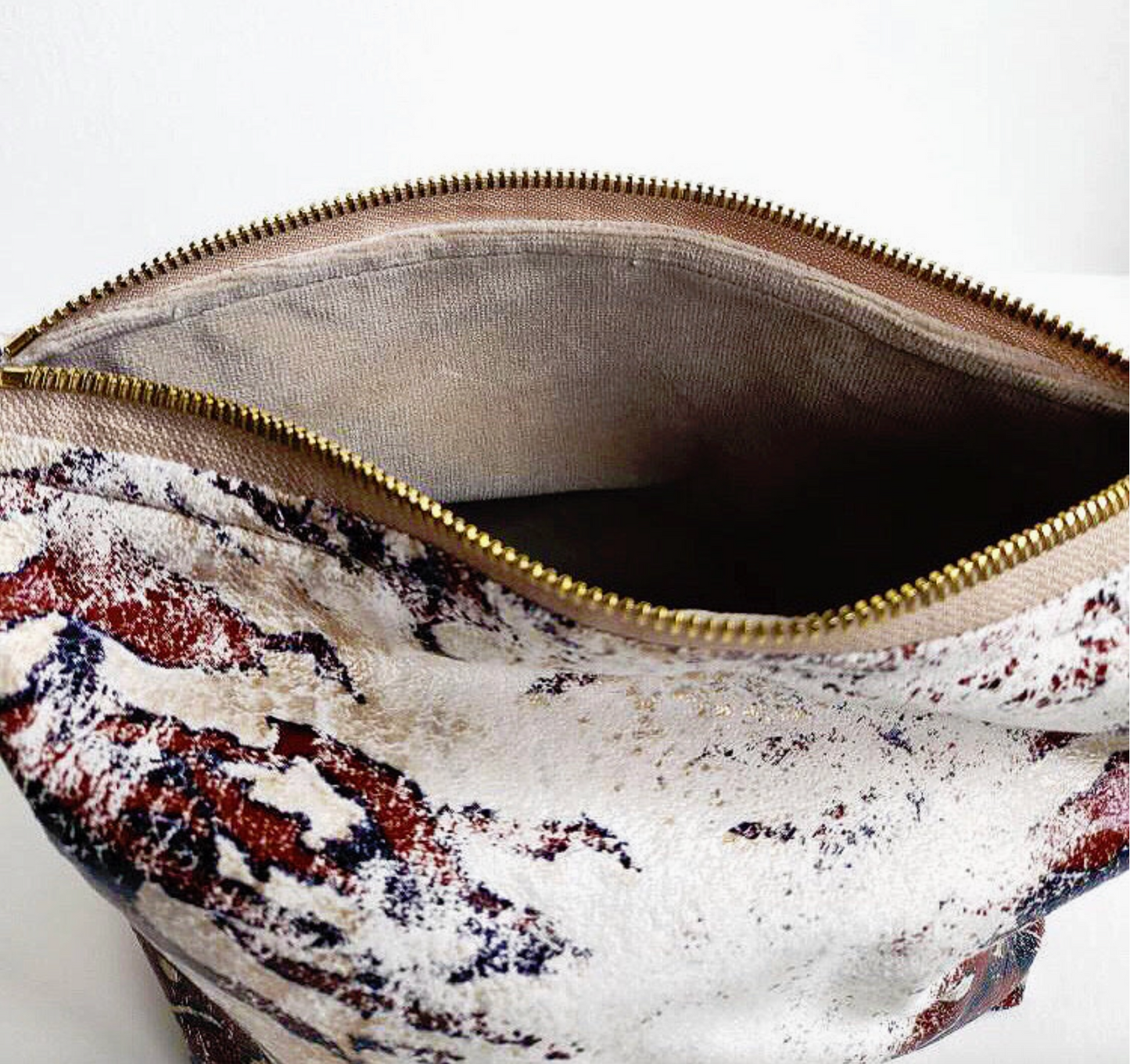 Distressed Bengel Traveller Pouch