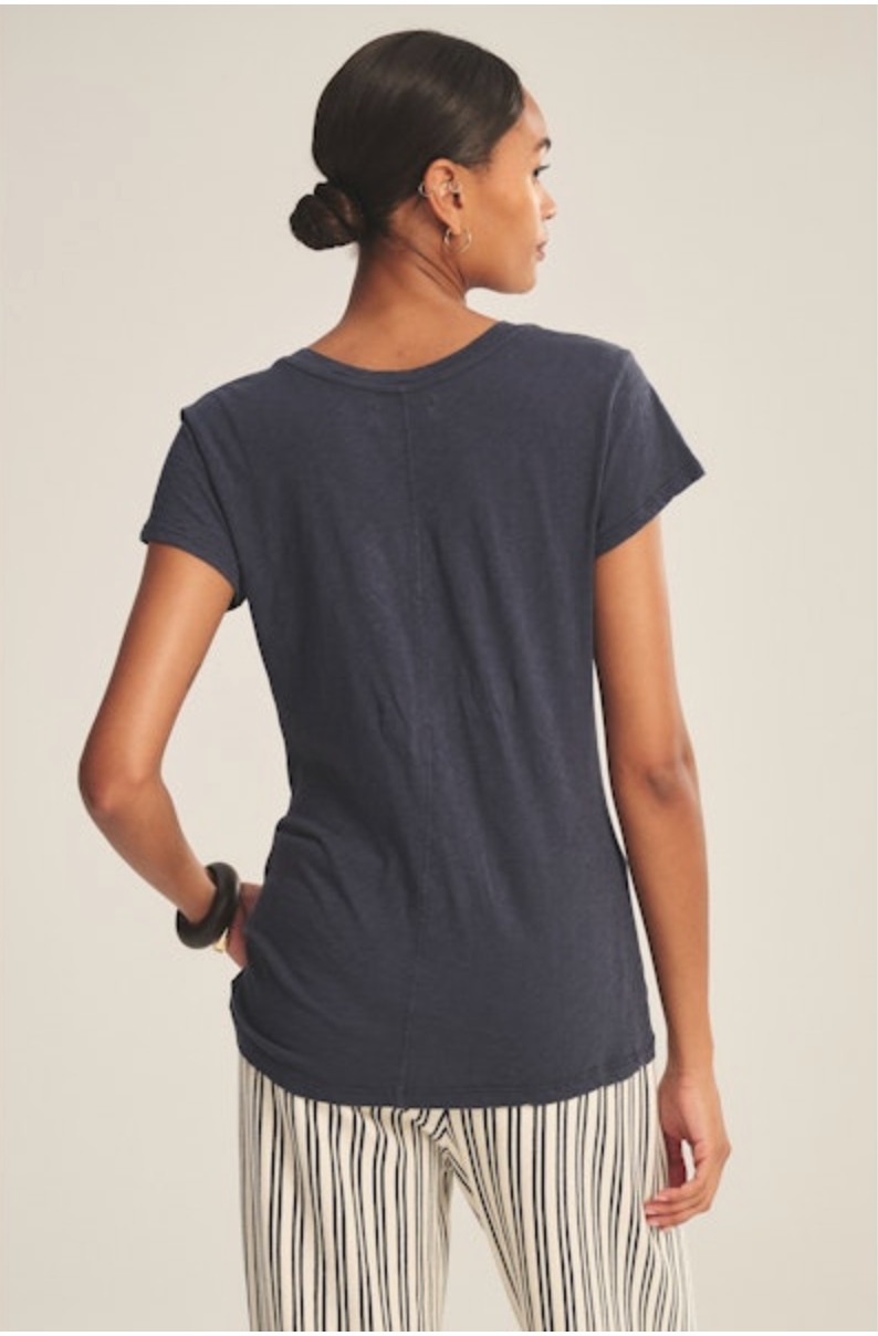 Odelia Tee in Navy