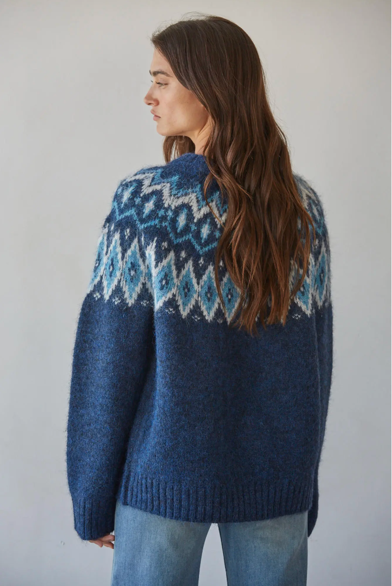 Fair Isle Pull Over in Navy