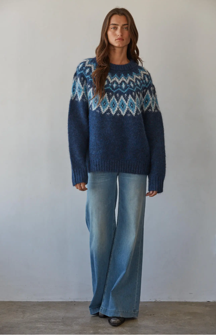 Fair Isle Pull Over in Navy